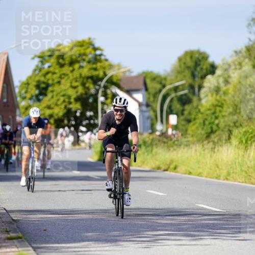 31.08.2025 - Elbe Triathlon Hamburg Michael Burmester http://msf.ph/oto/8679996 31.08.2025 10:41:17 Radfahren 914, 1029, 1054, 1273, 1301 meine-sportfotos.de
