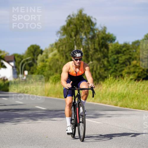 31.08.2025 - Elbe Triathlon Hamburg Michael Burmester http://msf.ph/oto/8680018 31.08.2025 10:41:21 Radfahren 914, 970, 1029, 1054, 1273, 1301 meine-sportfotos.de