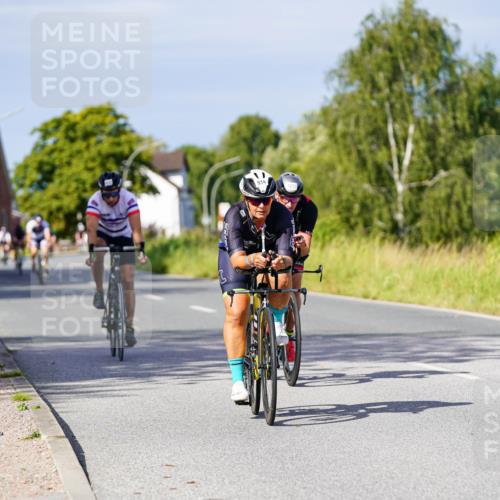 31.08.2025 - Elbe Triathlon Hamburg Michael Burmester http://msf.ph/oto/8680027 31.08.2025 10:41:23 Radfahren 914, 926, 970, 1054, 1273, 1301 meine-sportfotos.de