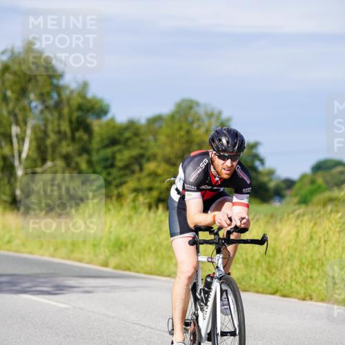 31.08.2025 - Elbe Triathlon Hamburg Michael Burmester http://msf.ph/oto/8680055 31.08.2025 10:41:31 Radfahren 926, 955, 1035, 1062, 1096, 1148 meine-sportfotos.de