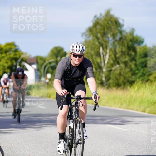 31.08.2025 - Elbe Triathlon Hamburg Michael Burmester http://msf.ph/oto/8680108 31.08.2025 10:41:44 Radfahren 594, 772, 847, 1003, 1022, 1099, 1161 meine-sportfotos.de
