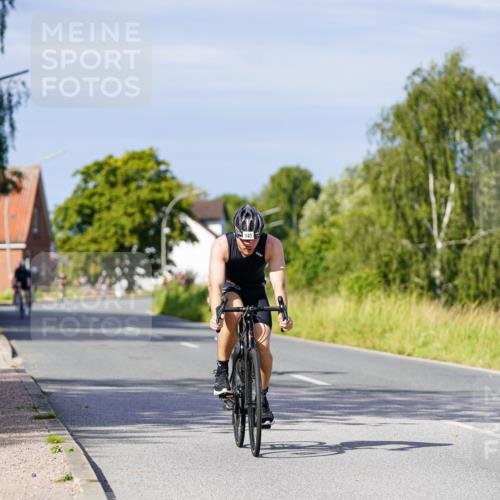 31.08.2025 - Elbe Triathlon Hamburg Michael Burmester http://msf.ph/oto/8680134 31.08.2025 10:41:58 Radfahren 943, 1312 meine-sportfotos.de