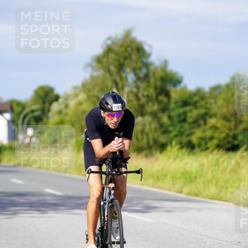 31.08.2025 - Elbe Triathlon Hamburg Michael Burmester http://msf.ph/oto/8680176 31.08.2025 10:42:11 Radfahren 1082, 1094, 1123, 1250, 1297 meine-sportfotos.de