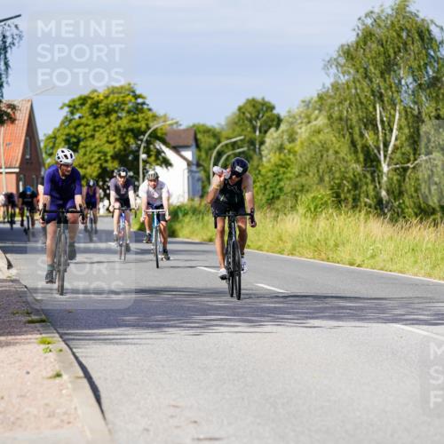 31.08.2025 - Elbe Triathlon Hamburg Michael Burmester http://msf.ph/oto/8680230 31.08.2025 10:42:27 Radfahren 954, 973, 1008, 1055, 1303, 1323 meine-sportfotos.de
