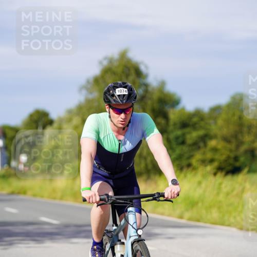 31.08.2025 - Elbe Triathlon Hamburg Michael Burmester http://msf.ph/oto/8680312 31.08.2025 10:42:47 Radfahren 1074, 1154, 1281 meine-sportfotos.de