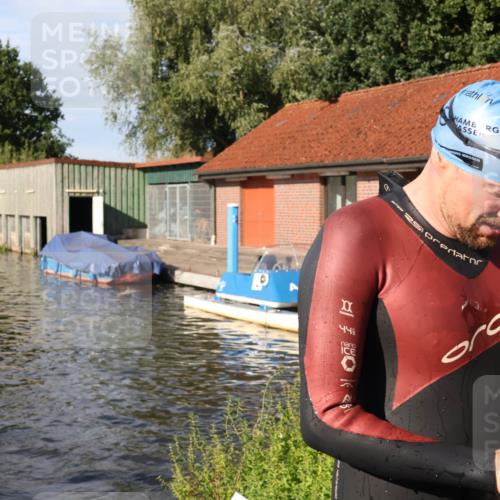 31.08.2025 - Elbe Triathlon Hamburg Luisa Fischer http://msf.ph/oto/8680816 31.08.2025 09:25:24 Schwimmen 634, 662, 735 meine-sportfotos.de