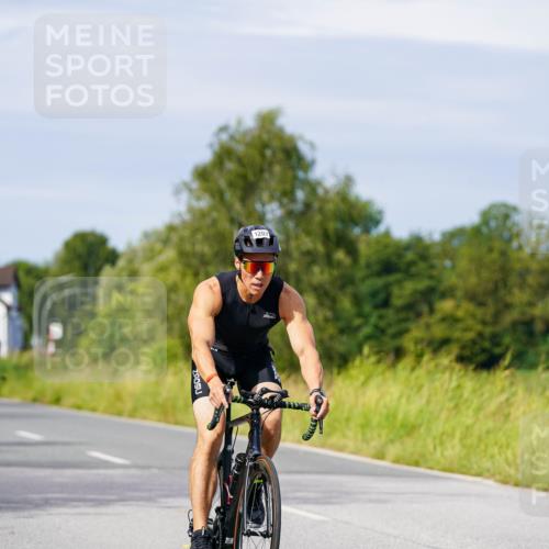 31.08.2025 - Elbe Triathlon Hamburg Michael Burmester http://msf.ph/oto/8680831 31.08.2025 10:52:55 Radfahren 758, 841, 1207, 1258, 1295, 1389 meine-sportfotos.de