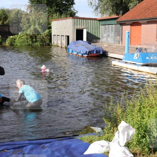31.08.2025 - Elbe Triathlon Hamburg Luisa Fischer http://msf.ph/oto/8680879 31.08.2025 09:27:14 Schwimmen 681, 687, 711 meine-sportfotos.de