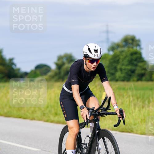 31.08.2025 - Elbe Triathlon Hamburg Michael Burmester http://msf.ph/oto/8681194 31.08.2025 10:55:12 Radfahren 1201, 1371, 1410, 1421, 1484, 1486 meine-sportfotos.de