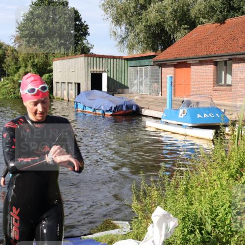 31.08.2025 - Elbe Triathlon Hamburg Luisa Fischer http://msf.ph/oto/8681237 31.08.2025 09:30:43 Schwimmen 884 meine-sportfotos.de