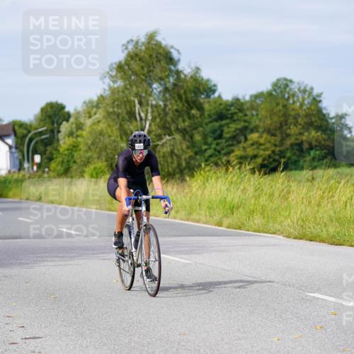31.08.2025 - Elbe Triathlon Hamburg Michael Burmester http://msf.ph/oto/8681239 31.08.2025 10:55:25 Radfahren 1272, 1396, 1408, 1431, 1481 meine-sportfotos.de