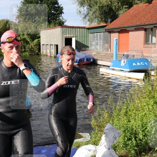 31.08.2025 - Elbe Triathlon Hamburg Luisa Fischer http://msf.ph/oto/8681369 31.08.2025 09:31:36 Schwimmen 845, 864, 869, 882, 905 meine-sportfotos.de