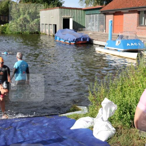 31.08.2025 - Elbe Triathlon Hamburg Luisa Fischer http://msf.ph/oto/8681391 31.08.2025 09:31:57 Schwimmen 787, 866, 913 meine-sportfotos.de