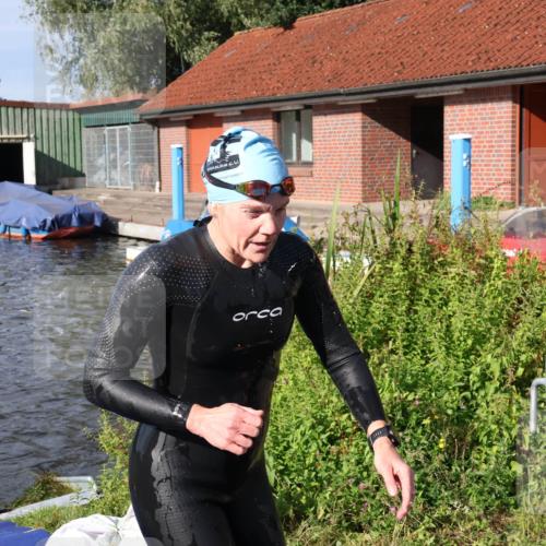 31.08.2025 - Elbe Triathlon Hamburg Luisa Fischer http://msf.ph/oto/8681479 31.08.2025 09:32:47 Schwimmen 896 meine-sportfotos.de