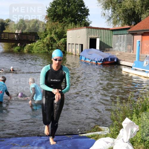 31.08.2025 - Elbe Triathlon Hamburg Luisa Fischer http://msf.ph/oto/8681793 31.08.2025 09:35:09 Schwimmen 790 meine-sportfotos.de