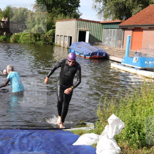 31.08.2025 - Elbe Triathlon Hamburg Luisa Fischer http://msf.ph/oto/8681812 31.08.2025 09:35:17 Schwimmen 762, 914 meine-sportfotos.de
