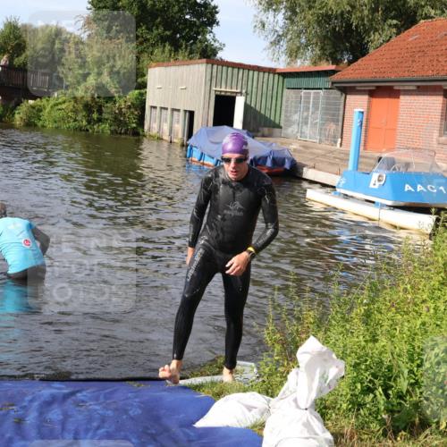 31.08.2025 - Elbe Triathlon Hamburg Luisa Fischer http://msf.ph/oto/8681818 31.08.2025 09:35:18 Schwimmen 762, 781, 914 meine-sportfotos.de