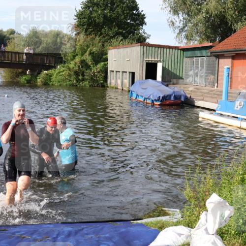 31.08.2025 - Elbe Triathlon Hamburg Luisa Fischer http://msf.ph/oto/8681913 31.08.2025 09:36:34 Schwimmen 765, 807, 822, 926 meine-sportfotos.de
