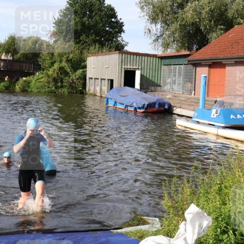 31.08.2025 - Elbe Triathlon Hamburg Luisa Fischer http://msf.ph/oto/8681983 31.08.2025 09:37:09 Schwimmen 783, 799, 931 meine-sportfotos.de