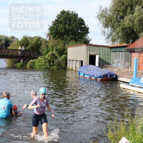 31.08.2025 - Elbe Triathlon Hamburg Luisa Fischer http://msf.ph/oto/8681989 31.08.2025 09:37:13 Schwimmen 783, 799, 921, 931 meine-sportfotos.de