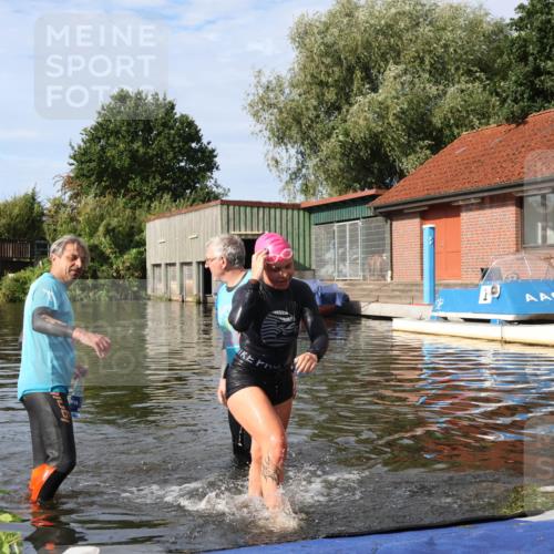 31.08.2025 - Elbe Triathlon Hamburg Luisa Fischer http://msf.ph/oto/8682402 31.08.2025 09:48:43 Schwimmen 782 meine-sportfotos.de