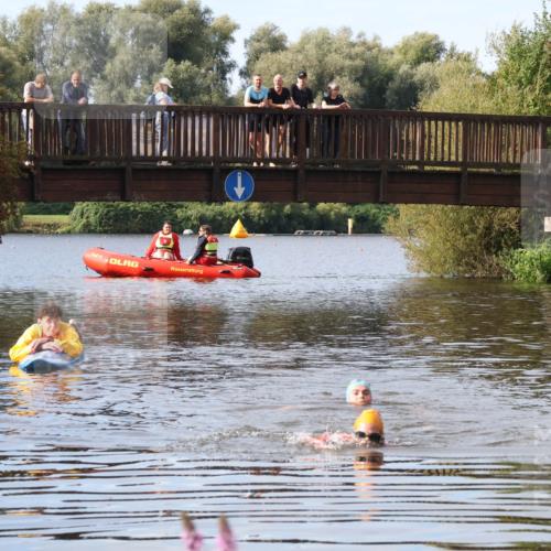 31.08.2025 - Elbe Triathlon Hamburg Luisa Fischer http://msf.ph/oto/8682417 31.08.2025 09:51:13 Schwimmen  meine-sportfotos.de