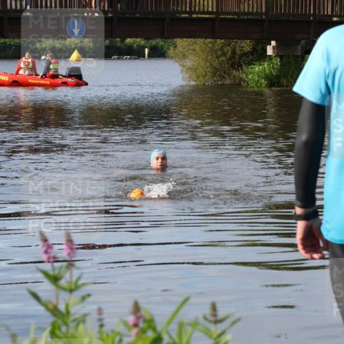 31.08.2025 - Elbe Triathlon Hamburg Luisa Fischer http://msf.ph/oto/8682418 31.08.2025 09:51:14 Schwimmen  meine-sportfotos.de