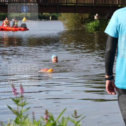 31.08.2025 - Elbe Triathlon Hamburg Luisa Fischer http://msf.ph/oto/8682420 31.08.2025 09:51:15 Schwimmen  meine-sportfotos.de