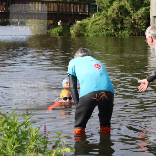 31.08.2025 - Elbe Triathlon Hamburg Luisa Fischer http://msf.ph/oto/8682428 31.08.2025 09:51:28 Schwimmen 401, 794 meine-sportfotos.de