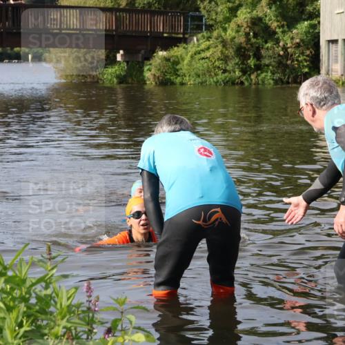 31.08.2025 - Elbe Triathlon Hamburg Luisa Fischer http://msf.ph/oto/8682429 31.08.2025 09:51:28 Schwimmen 401, 794 meine-sportfotos.de
