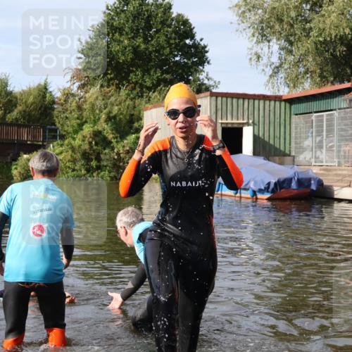 31.08.2025 - Elbe Triathlon Hamburg Luisa Fischer http://msf.ph/oto/8682455 31.08.2025 09:51:33 Schwimmen 401, 794 meine-sportfotos.de