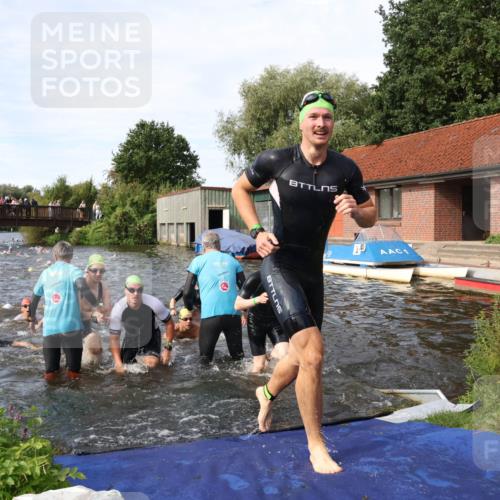 31.08.2025 - Elbe Triathlon Hamburg Luisa Fischer http://msf.ph/oto/8682551 31.08.2025 10:10:51 Schwimmen 947, 950, 960, 961, 968, 971, 974, 998, 1005, 1009, 1024, 1033, 1037, 1042, 1070, 1077, 1081, 1106 meine-sportfotos.de