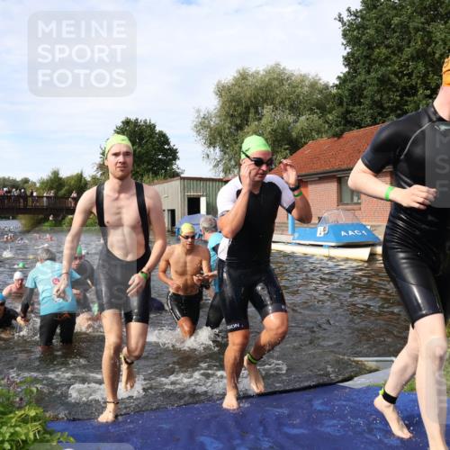 31.08.2025 - Elbe Triathlon Hamburg Luisa Fischer http://msf.ph/oto/8682564 31.08.2025 10:10:53 Schwimmen 947, 950, 960, 961, 971, 974, 998, 1005, 1009, 1024, 1033, 1037, 1042, 1051, 1070, 1077, 1081, 1106 meine-sportfotos.de