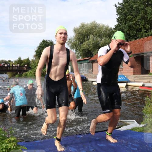 31.08.2025 - Elbe Triathlon Hamburg Luisa Fischer http://msf.ph/oto/8682566 31.08.2025 10:10:53 Schwimmen 947, 950, 960, 961, 971, 974, 998, 1005, 1009, 1024, 1033, 1037, 1042, 1051, 1070, 1077, 1081, 1106 meine-sportfotos.de