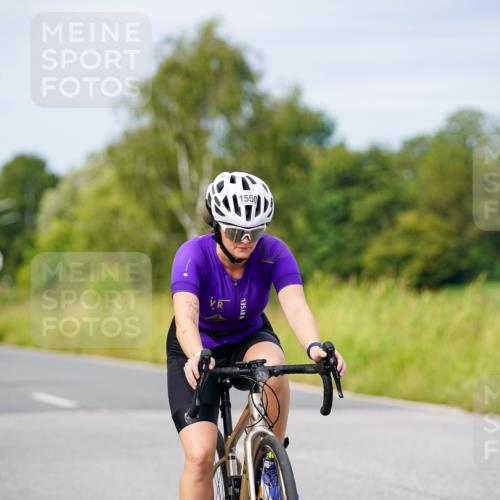 31.08.2025 - Elbe Triathlon Hamburg Michael Burmester http://msf.ph/oto/8683391 31.08.2025 11:10:34 Radfahren 1335, 1367, 1388, 1396, 1425, 1550 meine-sportfotos.de