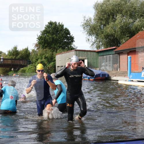 31.08.2025 - Elbe Triathlon Hamburg Luisa Fischer http://msf.ph/oto/8683836 31.08.2025 10:20:44 Schwimmen 1147, 1190, 1193, 1225, 1227, 1234 meine-sportfotos.de