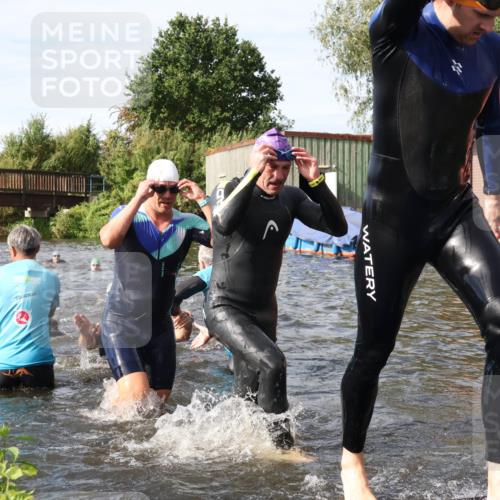 31.08.2025 - Elbe Triathlon Hamburg Luisa Fischer http://msf.ph/oto/8683974 31.08.2025 10:21:38 Schwimmen 1112, 1114, 1139, 1195, 1204, 1205, 1213, 1223, 1238, 1240 meine-sportfotos.de