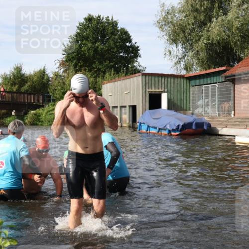 31.08.2025 - Elbe Triathlon Hamburg Luisa Fischer http://msf.ph/oto/8684029 31.08.2025 10:21:56 Schwimmen 1119, 1134, 1144, 1156, 1168, 1177, 1186, 1217, 1229, 1244 meine-sportfotos.de