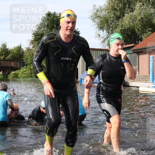 31.08.2025 - Elbe Triathlon Hamburg Luisa Fischer http://msf.ph/oto/8684052 31.08.2025 10:22:03 Schwimmen 1119, 1156, 1167, 1186, 1217, 1221, 1229, 1243 meine-sportfotos.de