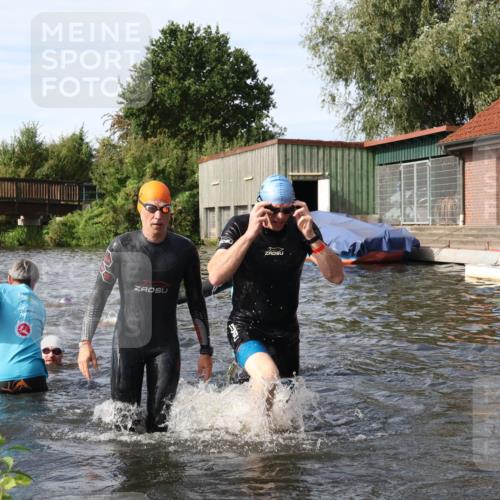 31.08.2025 - Elbe Triathlon Hamburg Luisa Fischer http://msf.ph/oto/8684056 31.08.2025 10:22:06 Schwimmen 1156, 1167, 1217, 1221, 1228, 1231, 1243 meine-sportfotos.de