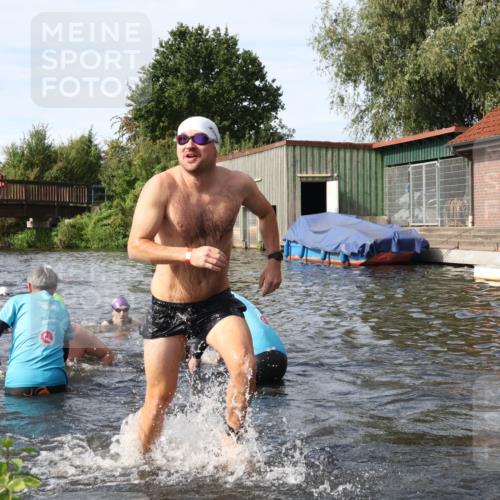 31.08.2025 - Elbe Triathlon Hamburg Luisa Fischer http://msf.ph/oto/8684064 31.08.2025 10:22:10 Schwimmen 1150, 1156, 1167, 1221, 1228, 1231, 1243 meine-sportfotos.de