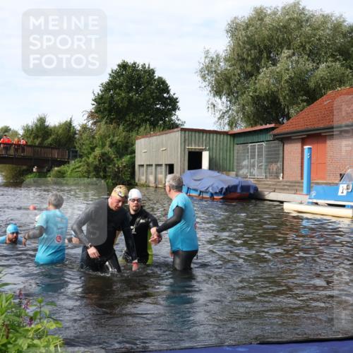 31.08.2025 - Elbe Triathlon Hamburg Luisa Fischer http://msf.ph/oto/8684202 31.08.2025 10:23:12 Schwimmen 1113, 1135, 1146, 1222, 1236 meine-sportfotos.de