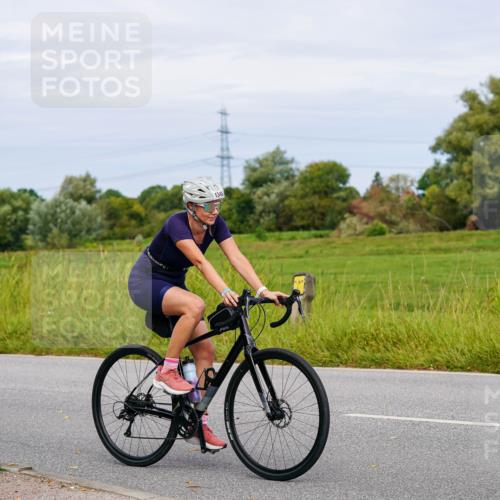 31.08.2025 - Elbe Triathlon Hamburg Michael Burmester http://msf.ph/oto/8684373 31.08.2025 11:20:14 Radfahren 1348, 1536, 1571, 1586 meine-sportfotos.de