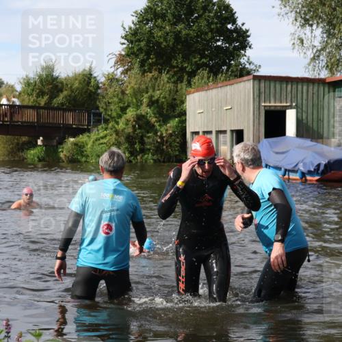 31.08.2025 - Elbe Triathlon Hamburg Luisa Fischer http://msf.ph/oto/8684436 31.08.2025 10:28:22 Schwimmen 1278, 1315 meine-sportfotos.de