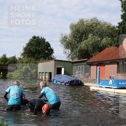 31.08.2025 - Elbe Triathlon Hamburg Luisa Fischer http://msf.ph/oto/8684570 31.08.2025 10:29:30 Schwimmen 772, 1248, 1265, 1274, 1286, 1301 meine-sportfotos.de