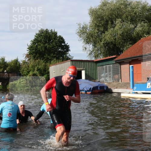 31.08.2025 - Elbe Triathlon Hamburg Luisa Fischer http://msf.ph/oto/8684616 31.08.2025 10:29:51 Schwimmen 1255, 1273, 1281, 1297, 1312 meine-sportfotos.de