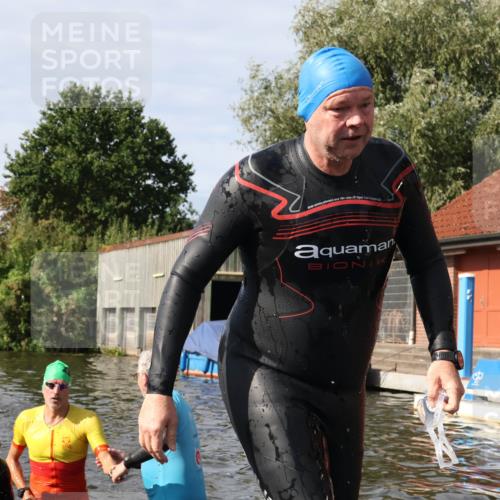 31.08.2025 - Elbe Triathlon Hamburg Luisa Fischer http://msf.ph/oto/8684765 31.08.2025 10:31:11 Schwimmen 1250, 1257, 1279, 1293, 1501 meine-sportfotos.de