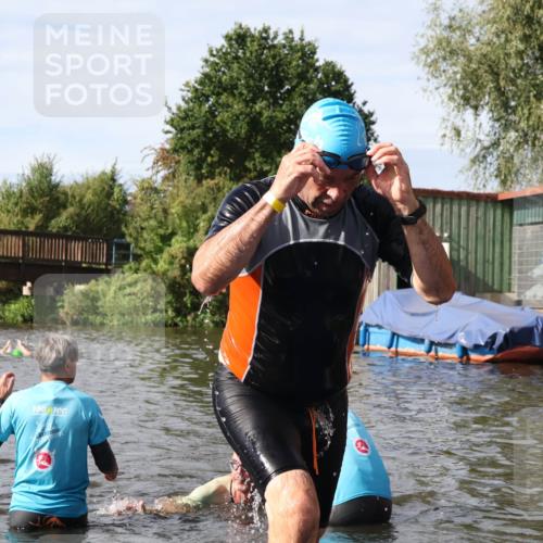 31.08.2025 - Elbe Triathlon Hamburg Luisa Fischer http://msf.ph/oto/8684799 31.08.2025 10:31:24 Schwimmen 1307, 1344 meine-sportfotos.de