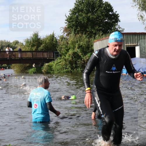 31.08.2025 - Elbe Triathlon Hamburg Luisa Fischer http://msf.ph/oto/8684936 31.08.2025 10:32:21 Schwimmen 1337 meine-sportfotos.de