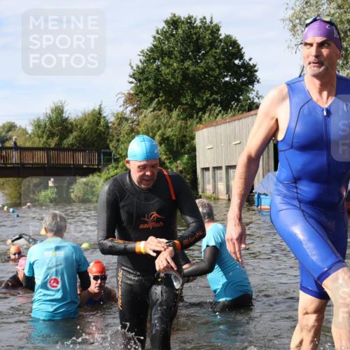 31.08.2025 - Elbe Triathlon Hamburg Luisa Fischer http://msf.ph/oto/8685017 31.08.2025 10:32:51 Schwimmen 1252, 1275, 1300, 1314, 1318, 1320, 1322 meine-sportfotos.de